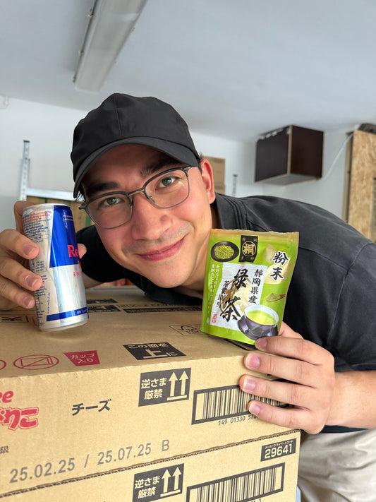Matcha mit Red Bull: Rezept für den ultimativen Energy-Drink-Mix