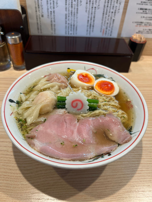 Was ist Ramen? Zutaten und Aufbau der japanischen Nudelsuppe