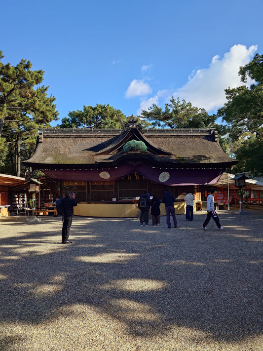 Die stark gewölbte Taiko-Brücke am Sumiyoshi Taisha in Osaka
