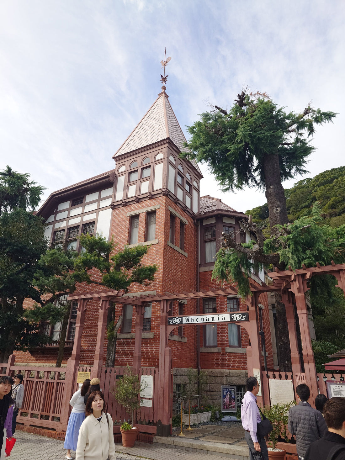 Kobe Kitano: Weathercock House und Moegi House