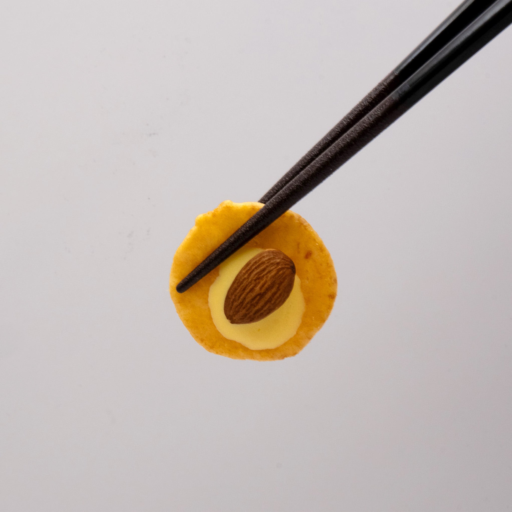 Senbei Almond Cheese (MHD Produkt)